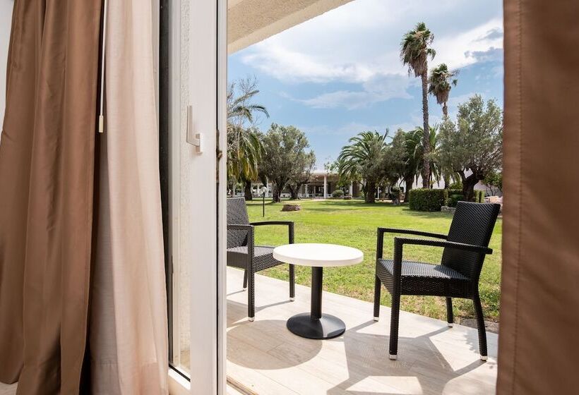 חדר סטנדרט, Th Simeri  Simeri Village