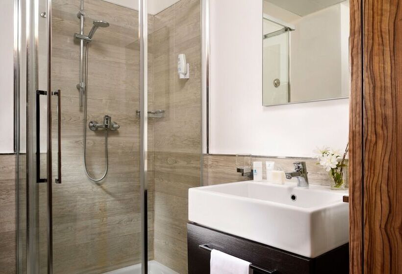 חדר סטנדרט לארבעה, Th Simeri  Simeri Village