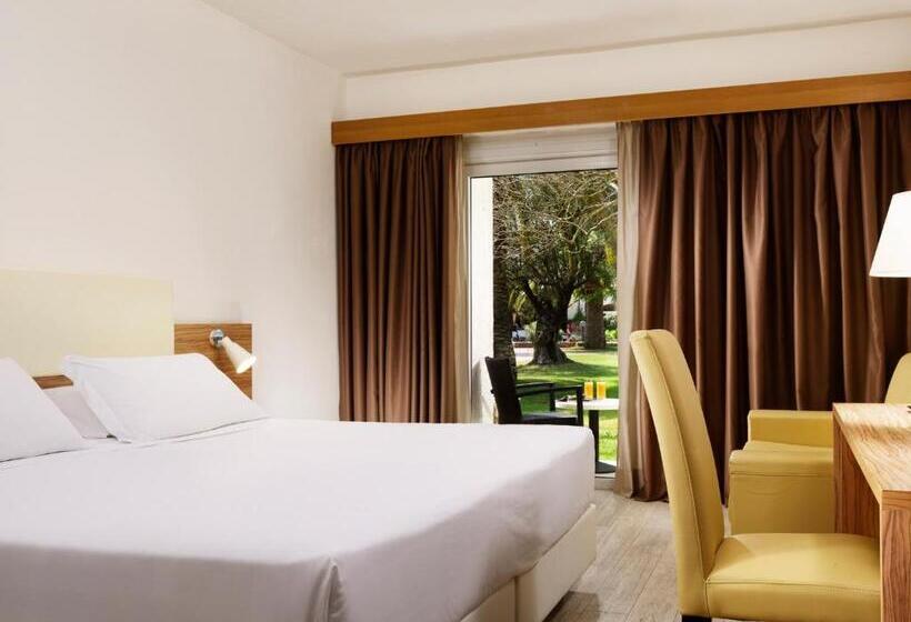 חדר סטנדרט לשלושה, Th Simeri  Simeri Village