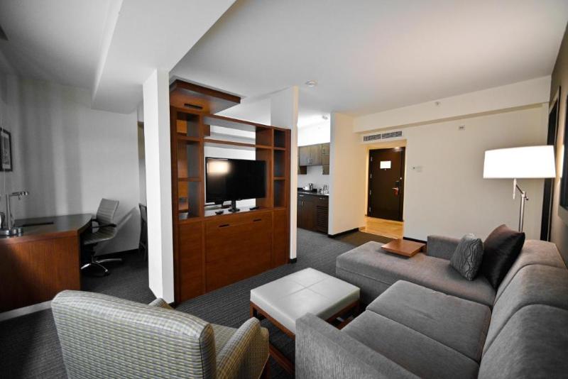 스위트, Yerevan Place