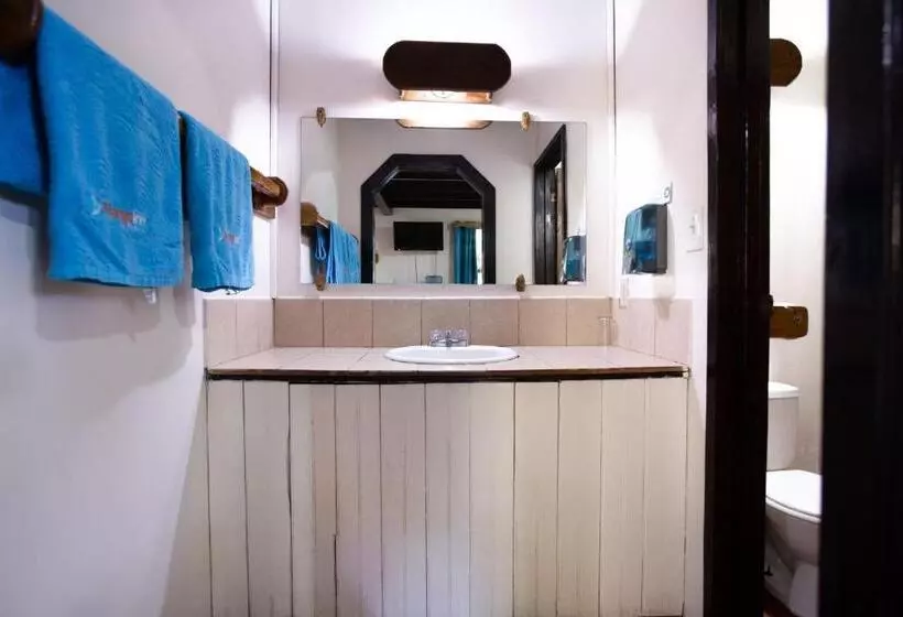 بانگلوی استاندارد, Mango Inn Resort