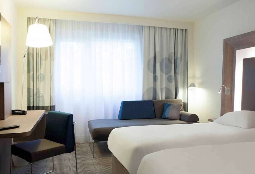 Номер Superior, Novotel Sofia