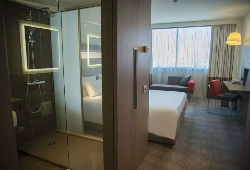 اتاق سوپریور خانوادگی, Novotel Sofia