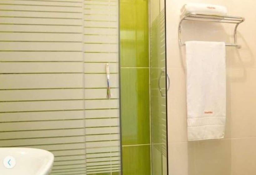 غرفة قياسية, Ribeirotel