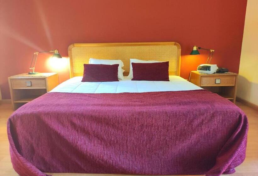 غرفة قياسية, Ribeirotel