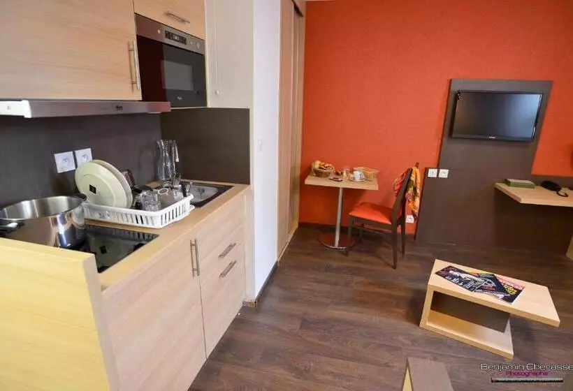 استودیوی استاندارد, Apparthotel Privilodges Carré De Jaude