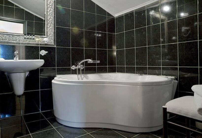 Трехместный Номер Классика, Aktaion Beach Boutique Hotel & Spa