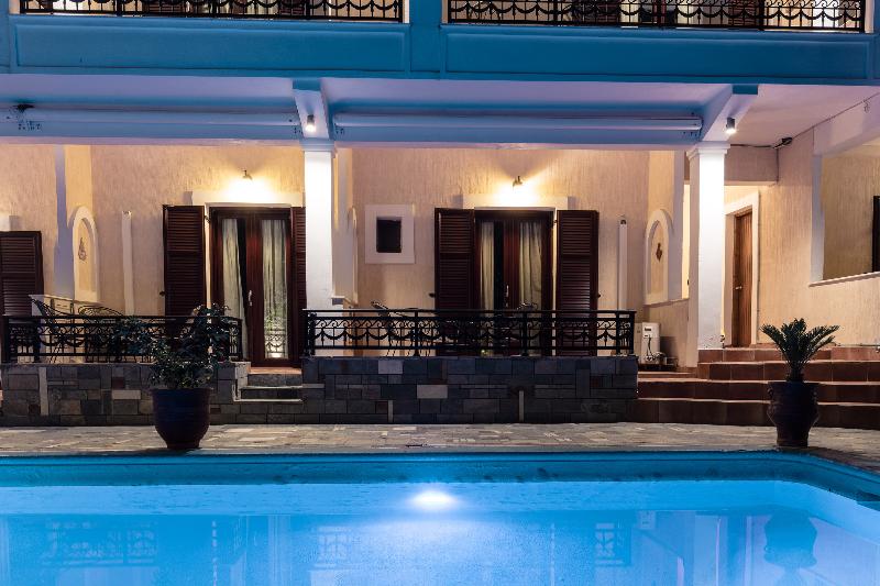 Семейный Номер Вид на Бассейн, Aktaion Beach Boutique Hotel & Spa