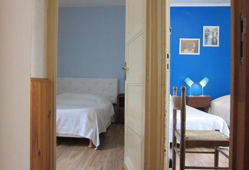 חדר סטנדרט לארבעה, Auberge Des Deux Rivières