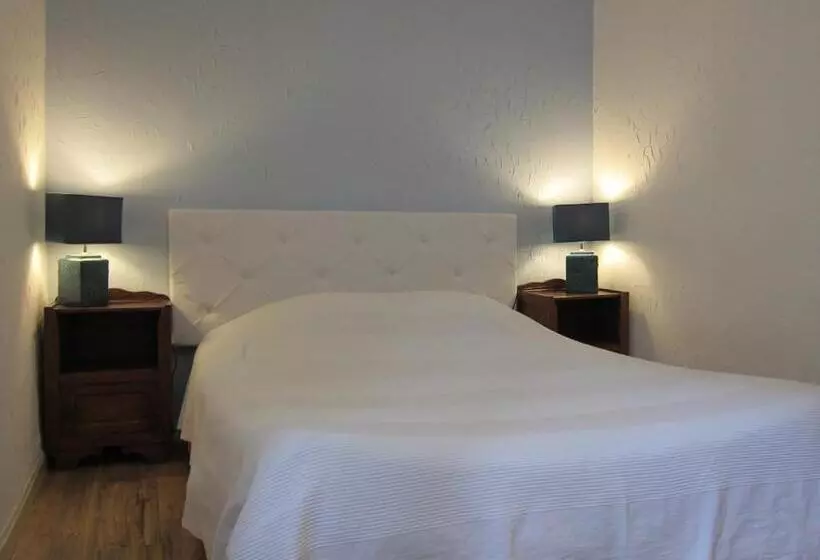 スタンダード４人部屋, Auberge Des Deux Rivières