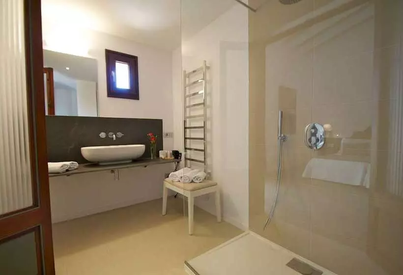سوییت, Bennoc Petit Hotel   Only Adults