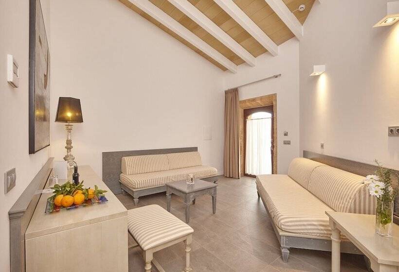 스위트, Bennoc Petit Hotel Only Adults