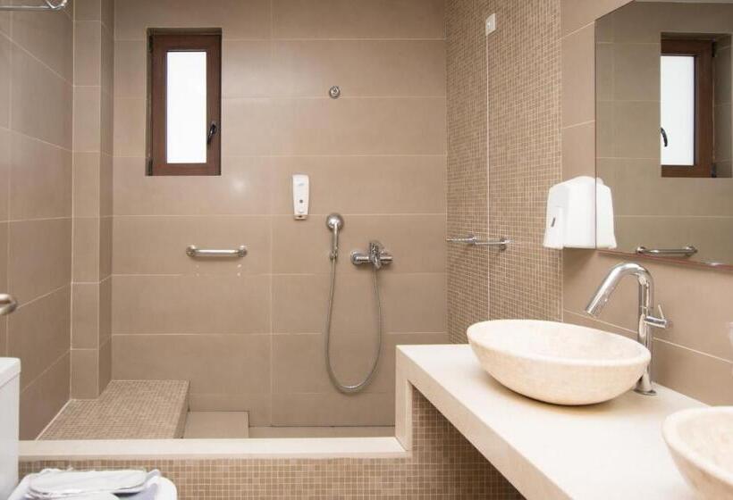 Triple Room Sea View, Dali