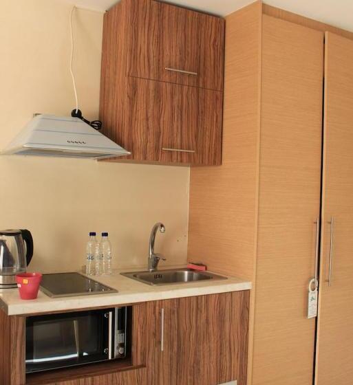 اتاق سوپریور سه تخته, Dali