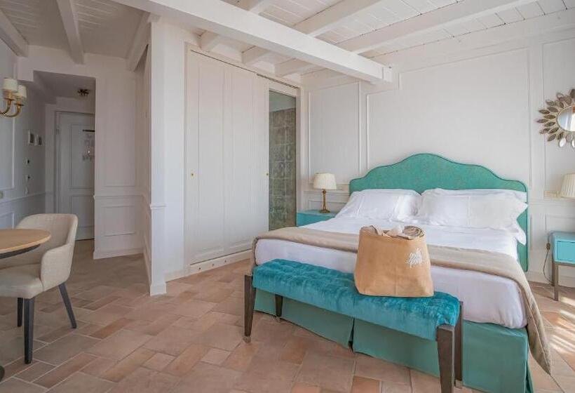 اتاق سوپریور با چشم‌انداز جانبی دریا, Golfo Dei Poeti Relais & Spa