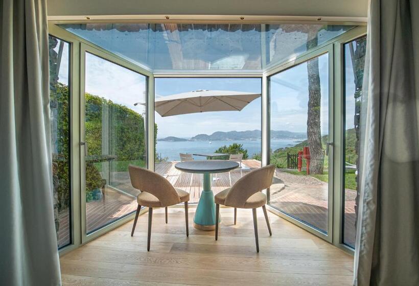 سوییت لوکس, Golfo Dei Poeti Relais & Spa