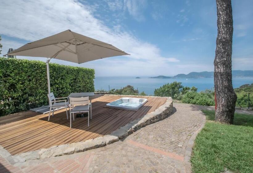 سوییت لوکس, Golfo Dei Poeti Relais & Spa