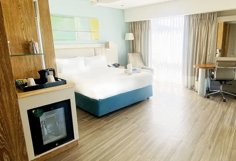 اتاق پریمیوم با بالکن, Holiday Inn Mauritius Mon Trésor, An Ihg