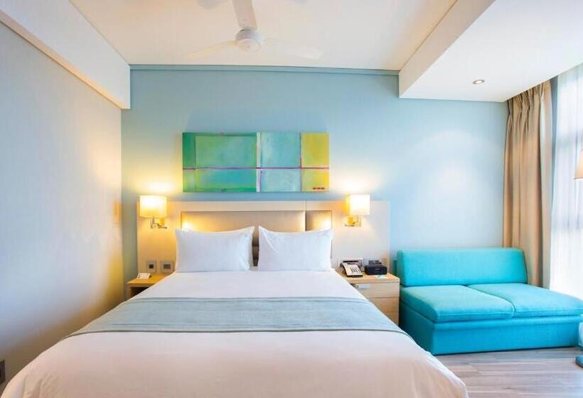 Cameră Standard Pat Queen Size, Holiday Inn Mauritius Mon Trésor, An Ihg