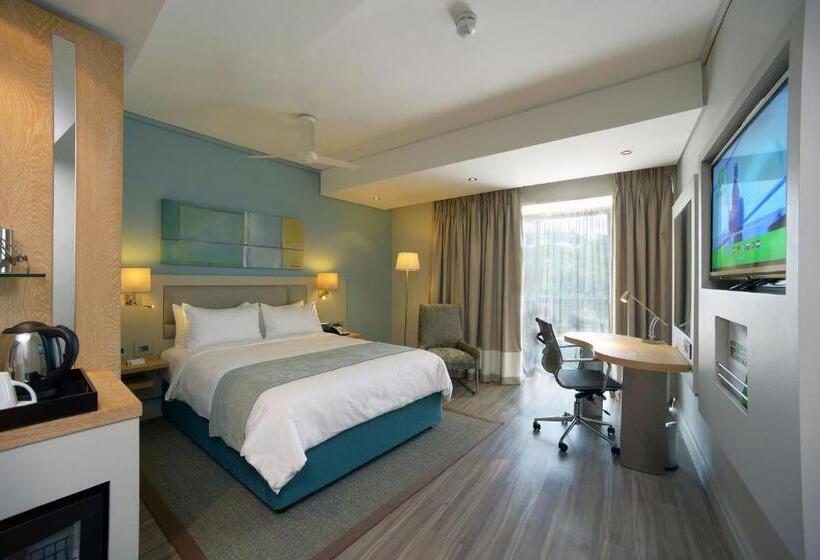 Cameră Standard Adaptată pentru Discapacitaţi, Holiday Inn Mauritius Mon Trésor, An Ihg