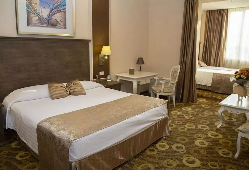 سوییت جونیور, Imperial Palace Hotel Yerevan