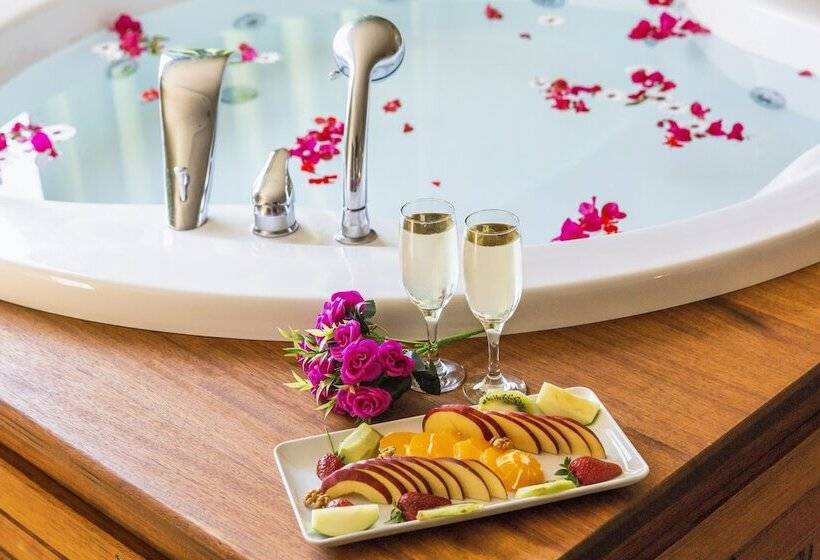 جناح ديلوكس مطل على البحر, Lissiya