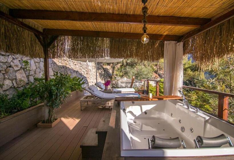 جناح ديلوكس مطل على البحر, Lissiya