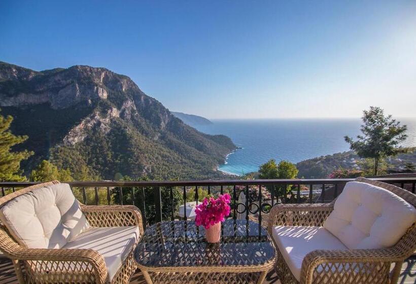 جناح ديلوكس مطل على البحر, Lissiya