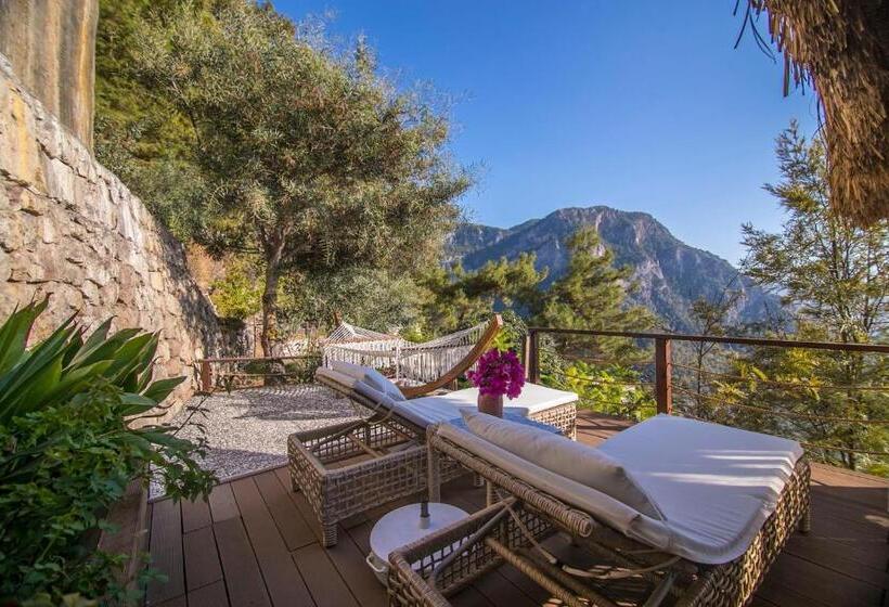 جناح ديلوكس مطل على البحر, Lissiya