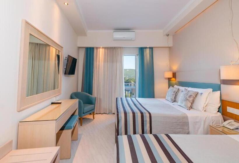 프리미엄 트리플 룸, Odysseus