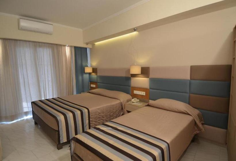 프리미엄 트리플 룸, Odysseus