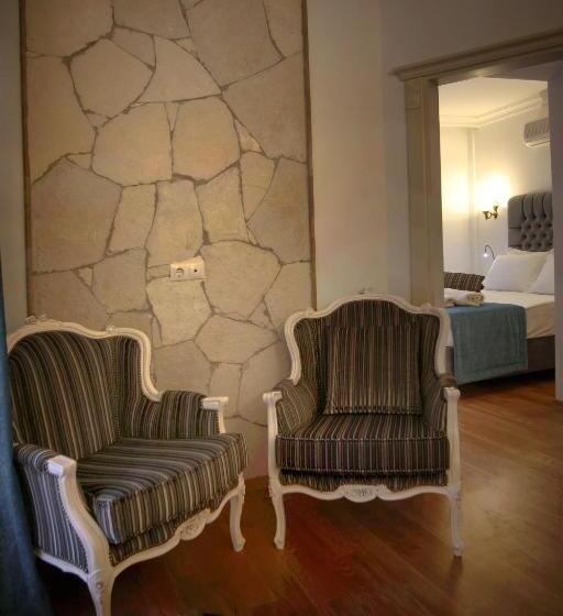 주니어 스위트, Petunya Konak   Boutique Class