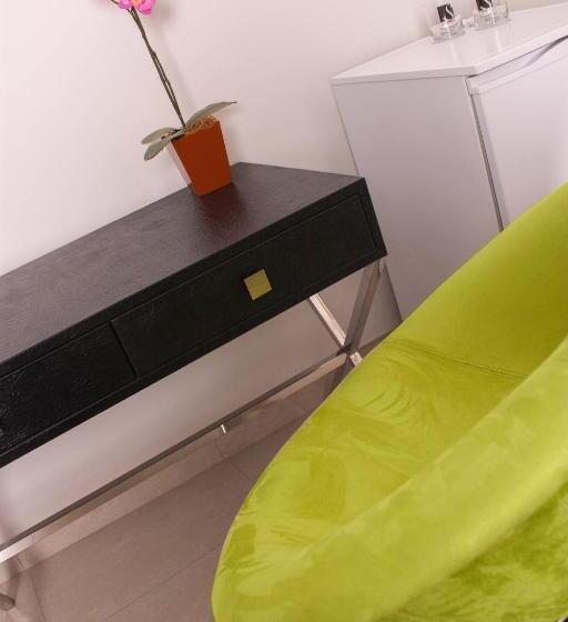 اتاق استاندارد یک نفره, Sunec