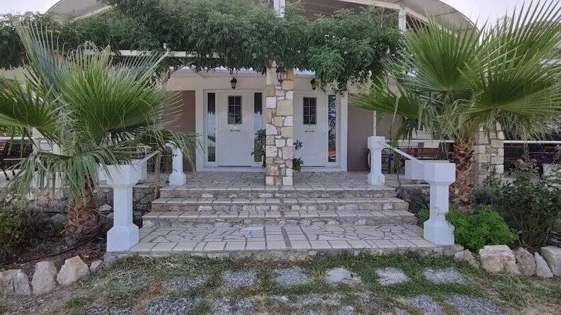 آپارتمان 1 خوابه با چشم‌انداز دریا, Oskars Studios & Apartments
