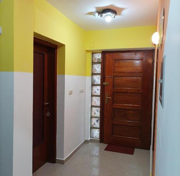 اتاق استاندارد چهارنفره با سرویس بهداشتی مشترک, Villa Ohrid Anastasia