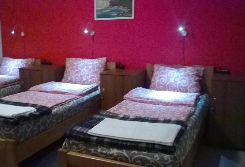 تختخواب در اتاق مشترک, Villa Ohrid Anastasia