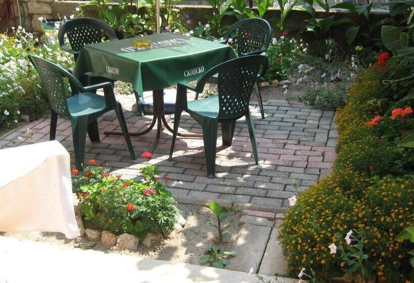 استودیو استاندارد با تخت کینگ, Villa Ohrid Anastasia