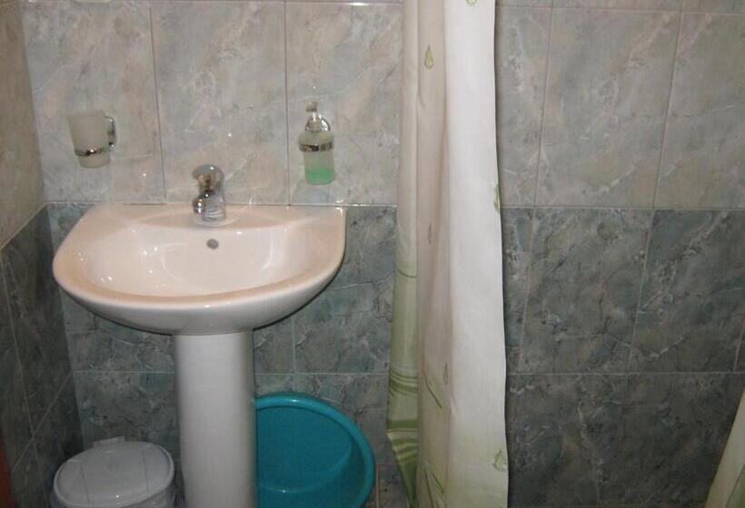 استودیوی استاندارد, Villa Ohrid Anastasia