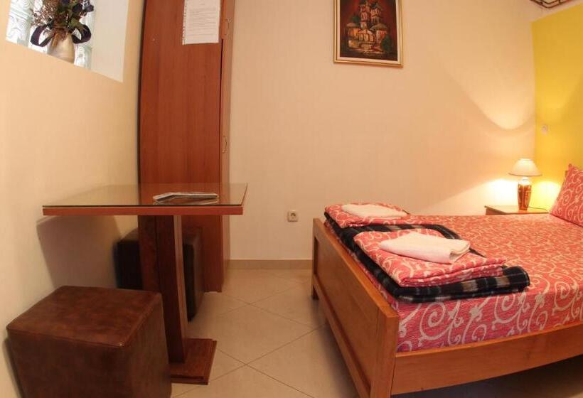 استودیوی استاندارد, Villa Ohrid Anastasia