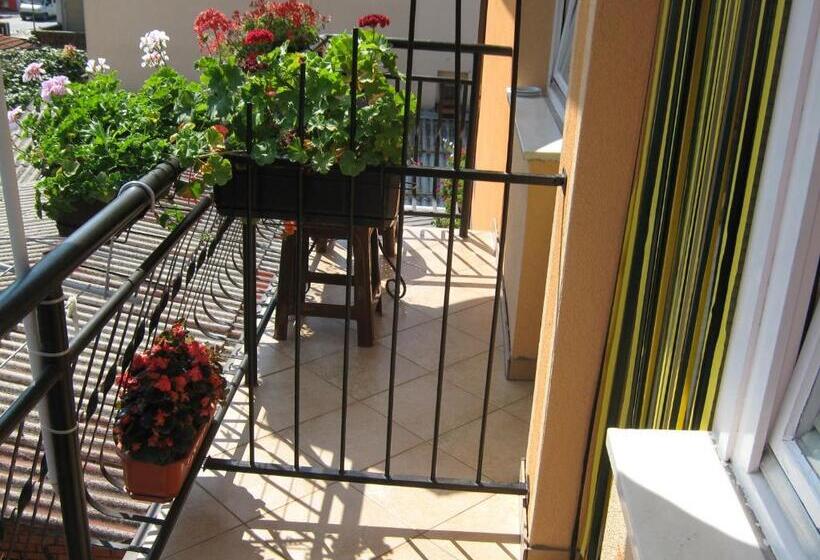 اتاق استاندارد چهار تخته, Villa Ohrid Anastasia