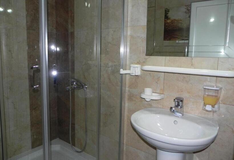 اتاق استاندارد چهار تخته, Villa Ohrid Anastasia