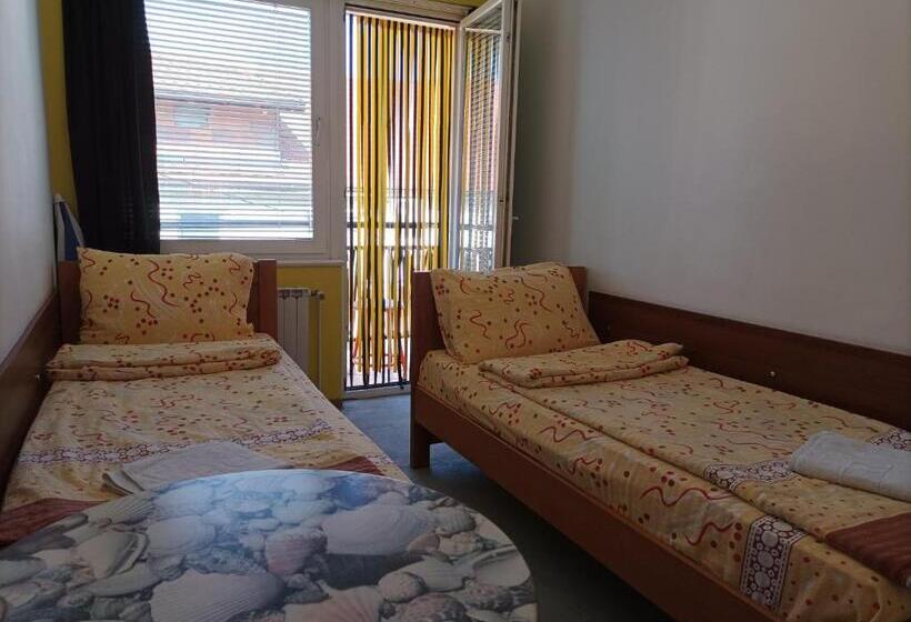 اتاق استاندارد با بالکن, Villa Ohrid Anastasia