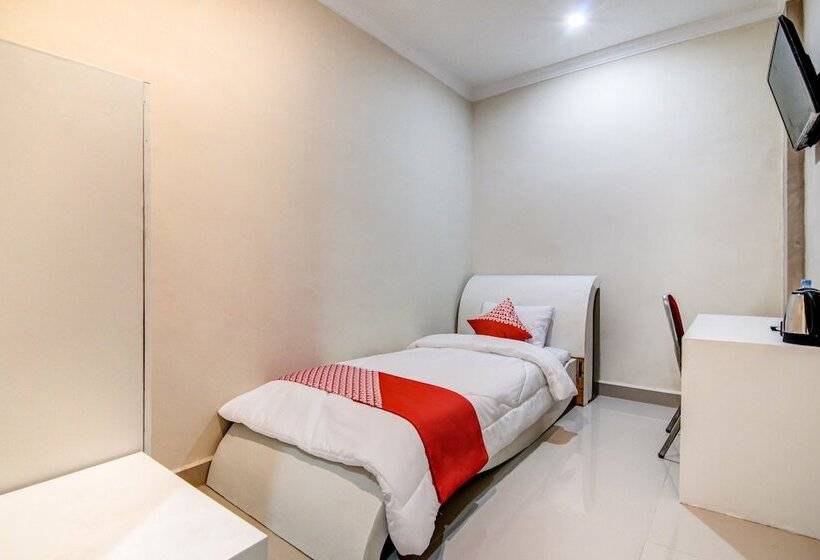 חדר דלוקס יחיד, Oyo 90857 Baaraka Syariah