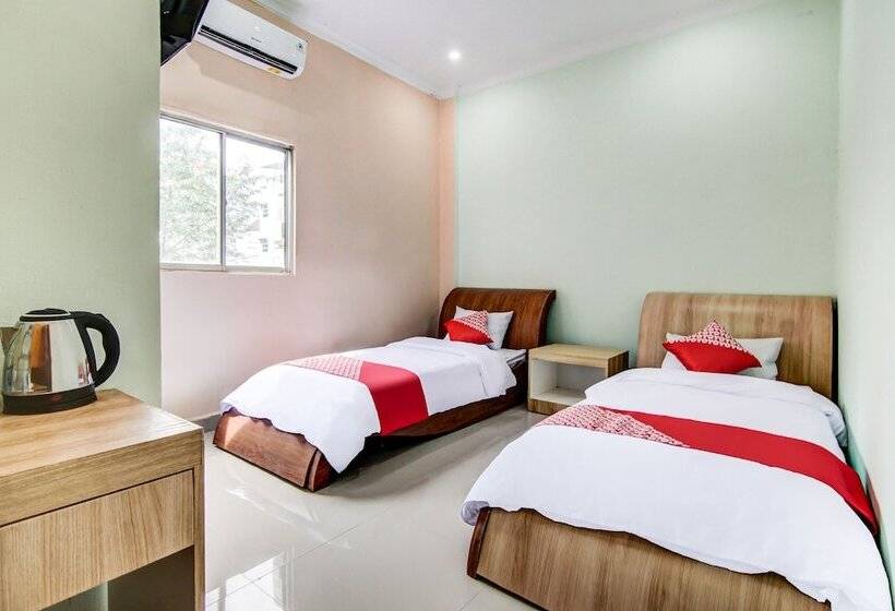 חדר דלוקס, Oyo 90857 Baaraka Syariah