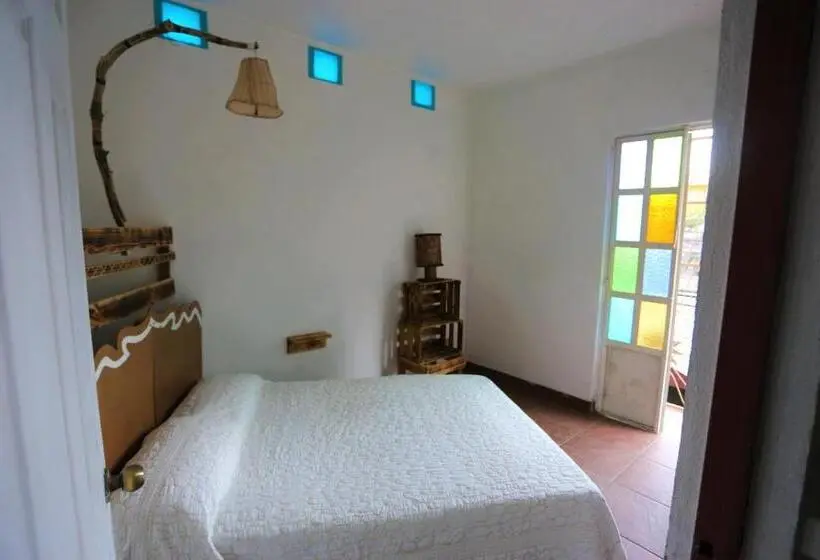 اتاق استاندارد با سرویس بهداشتی مشترک, Mi Atardecer En Tepoz, Hostal