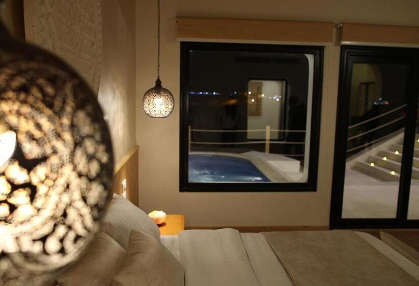 سوئیت اجرایی با مشاهده, Benben By Dhara Hotels Adults Only