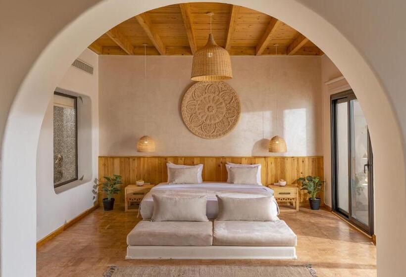 سوئیت اجرایی با مشاهده, Benben By Dhara Hotels Adults Only