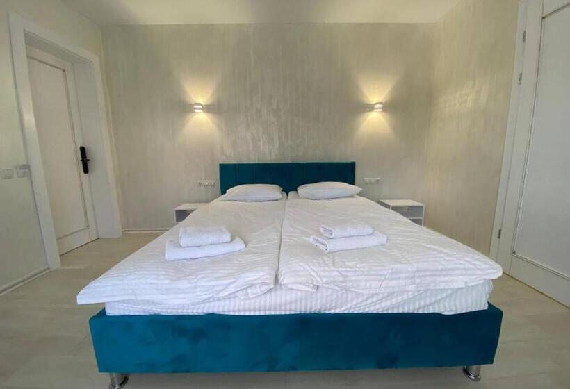 Quarto Superior, Naciku Spa