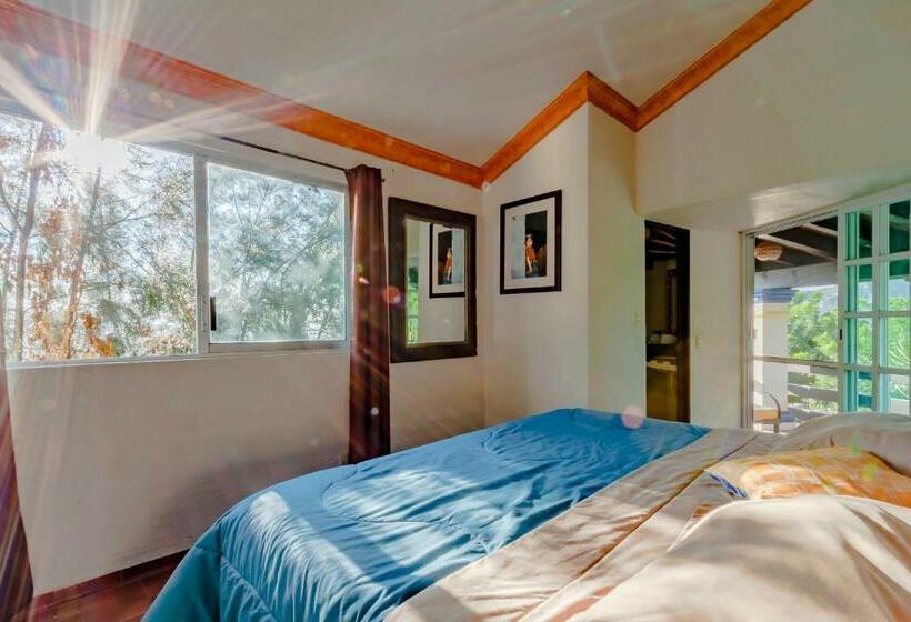 اتاق استاندارد با چشم‌انداز کوهستان, Casa Jacobina Tepoztlán