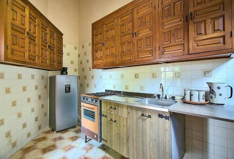 بنگله خانوادگی, Casa Jacobina Tepoztlán
